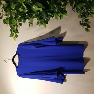 FELICITY & COCO Medium Blue Bell Sleeve Dress